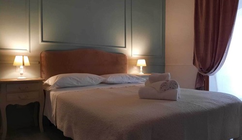 Classic Room, City View