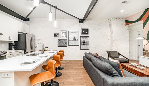 House (2 Bedrooms)