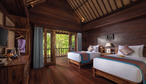 Seaside Wooden Lodge Twin with Daily Afternoon Tea
