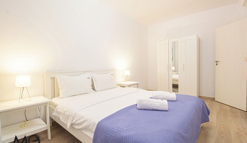 Deluxe Apartment, 1 Bedroom, Mountain View