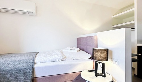 Classic Single Room