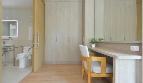 Executive Studio Suite