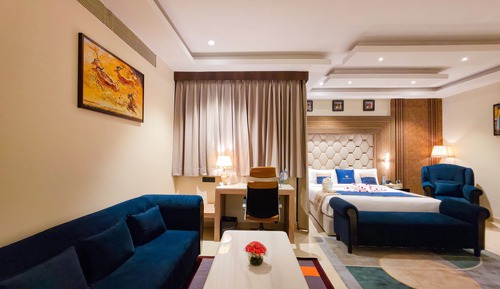 Club Presidential Suite