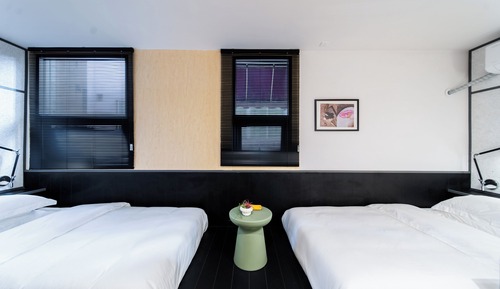 Standard Twin Room, Multiple Beds, Smoking, Housekeeping