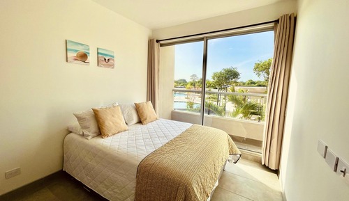 Studio Suite (206E)