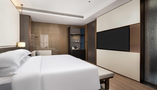 Suite, 1 King Bed, Non Smoking