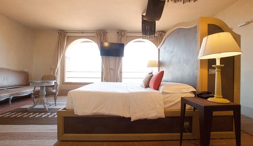 Family Suite, City View