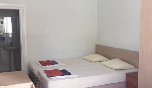 Room, Sea View