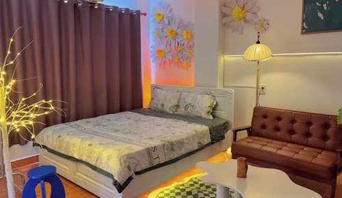 Deluxe Studio