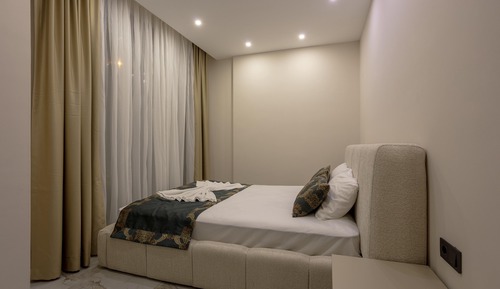 Premium Suite