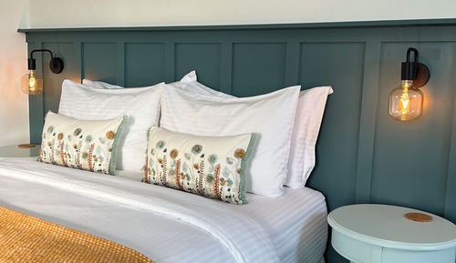 Deluxe Double or Twin Room, Garden View