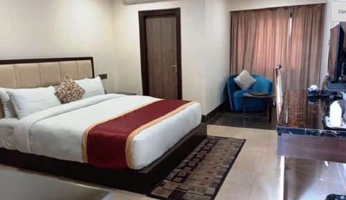 Deluxe Double Room, City View