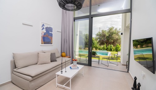 Villa, Smoking