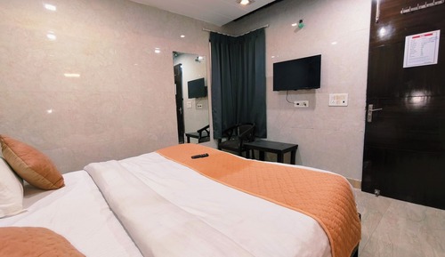Classic Double Room