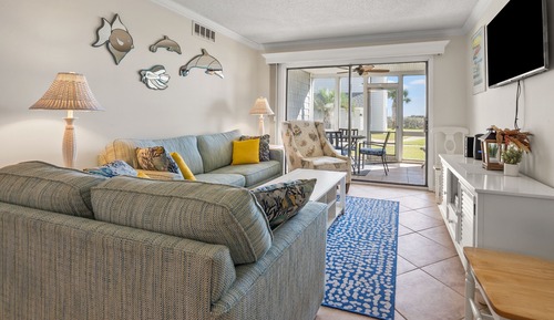 Condo, 3 Bedrooms
