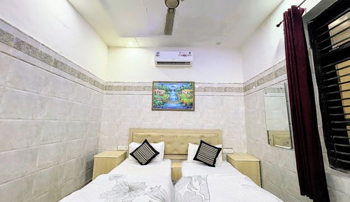 Deluxe Double or Twin Room