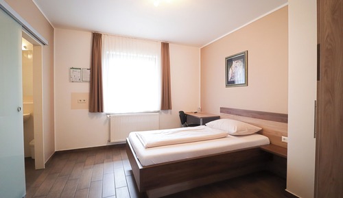 Comfort Single Room