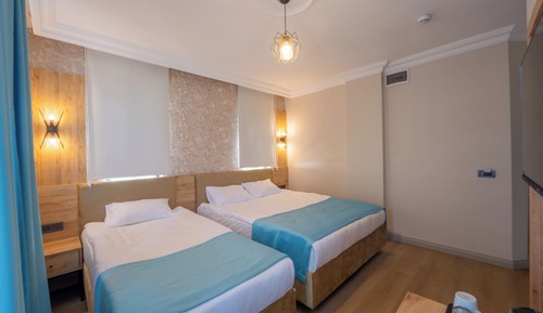 Superior Triple Room, Non Smoking, Balcony