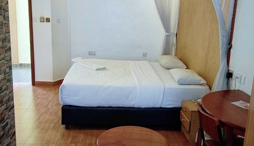 Deluxe Double Room, Garden View