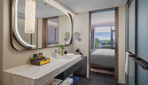 Suite, 1 Bedroom, River View