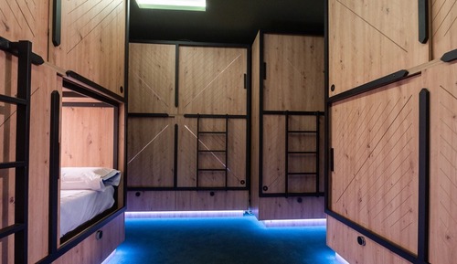 Japanese-style Shared Dormitory, 1 Twin Bed