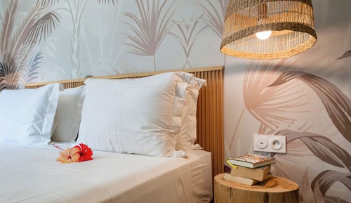 Deluxe Double or Twin Room, Balcony