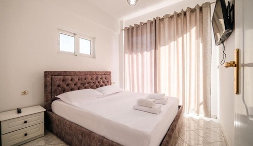 Deluxe Double or Twin Room, Balcony