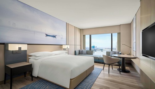 Premium Room, 1 King Bed, Non Smoking, River View
