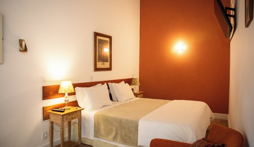 Comfort Suite, Jetted Tub, Garden View