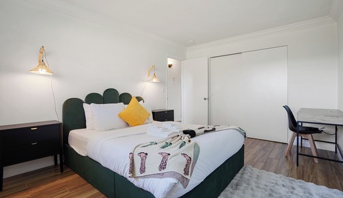 Apartment, 2 Bedrooms, Patio, Mountain View