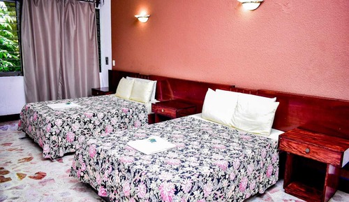 Classic Triple Room, Balcony, City View