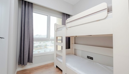 Basic Condo, Balcony, City View