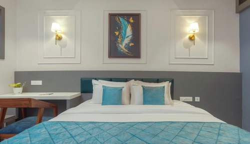 Standard Double Room, City View