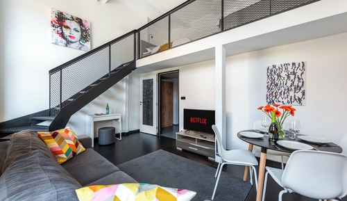 Comfort Apartment, Courtyard View
