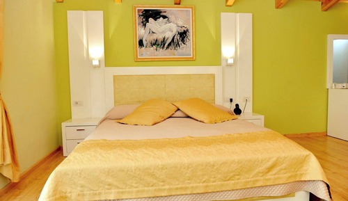 Comfort Double Room, City View