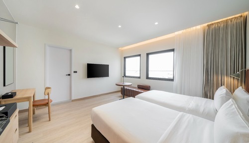 Deluxe Twin Room, City View