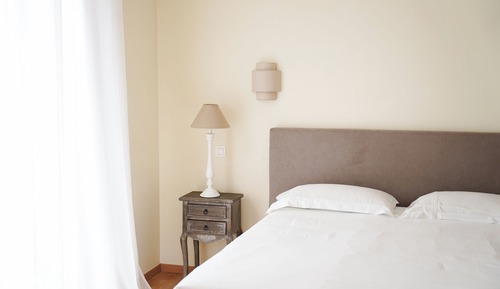 Single Room, Balcony