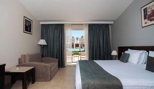 Bungalow Room