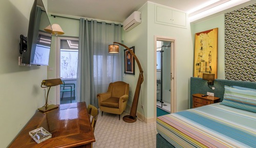 Suite 1