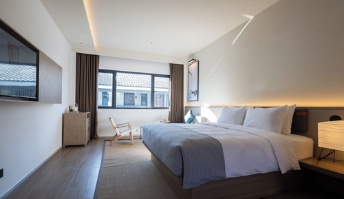 Basic Single Room