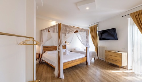 Deluxe Triple Room, Balcony