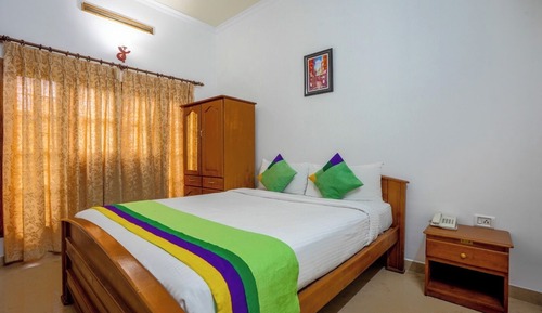 Deluxe Double Room, Balcony, Garden View