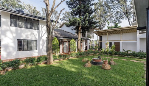 Villa (4 Bedrooms)