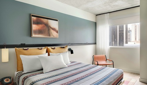 Deluxe Room, 1 King Bed, Non Smoking