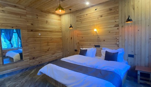 Deluxe Single Room, Balcony, Mountain View