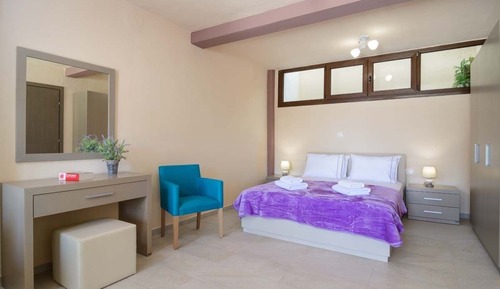 Thetis | Studio with Patio and Partial Sea View