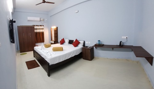 Deluxe Room, City View