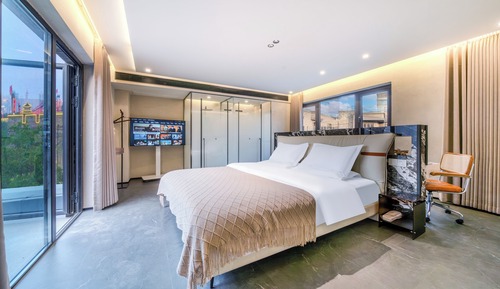 Superior Double Room, City View