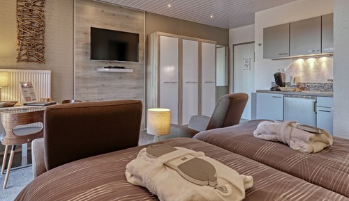 Basic Double Room, Non Smoking, Housekeeping
