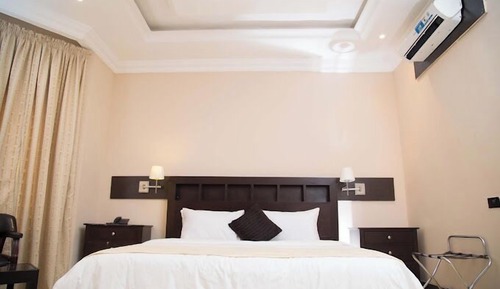 Deluxe Room, Balcony, City View